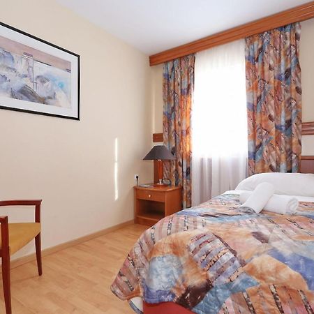 Debeljak Villa Tade מראה חיצוני תמונה