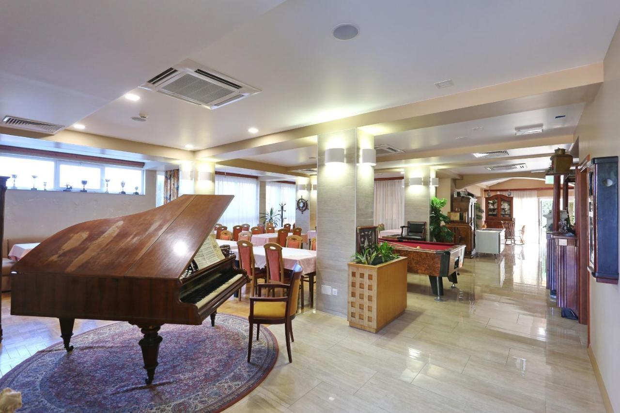 Debeljak Villa Tade מראה חיצוני תמונה