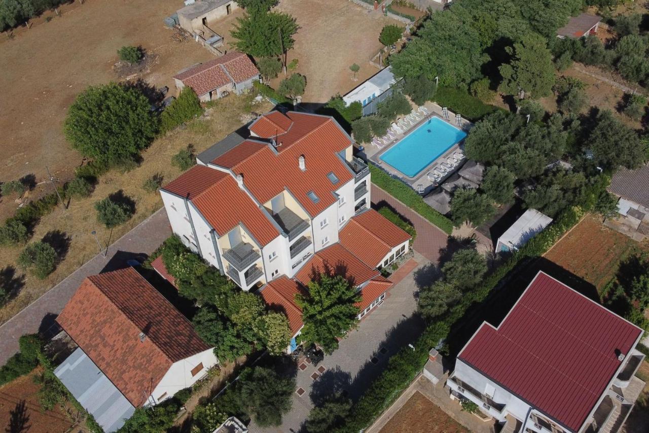 Debeljak Villa Tade מראה חיצוני תמונה