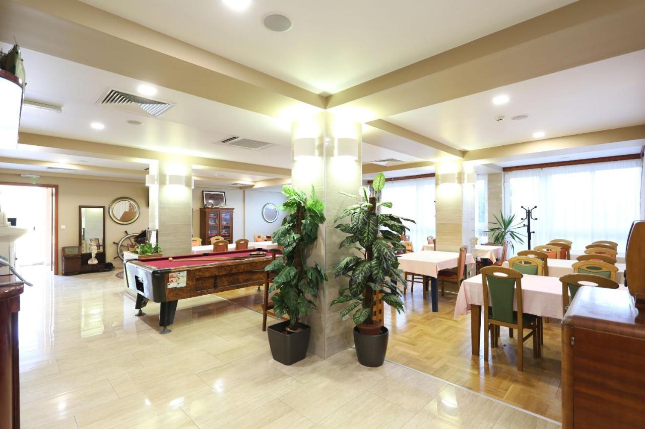 Debeljak Villa Tade מראה חיצוני תמונה